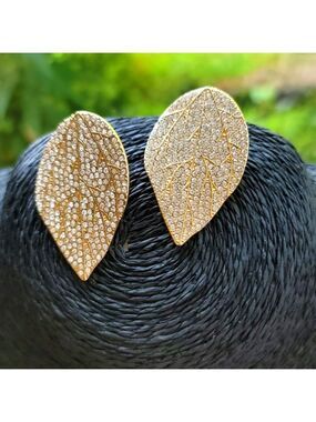 Fashion Gold Color Leaf Earrings